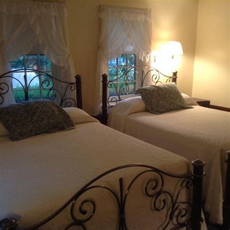 Bed and breakfasts chatham  6 /20